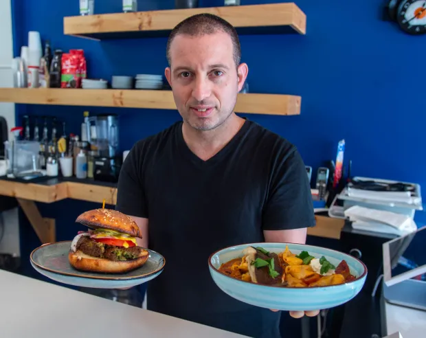 Chef Roi Graber